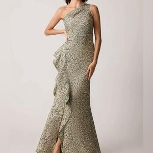 Teri Jon Jacquard Green Gold One Shoulder Side Ruffle Gown Size 4 NWT